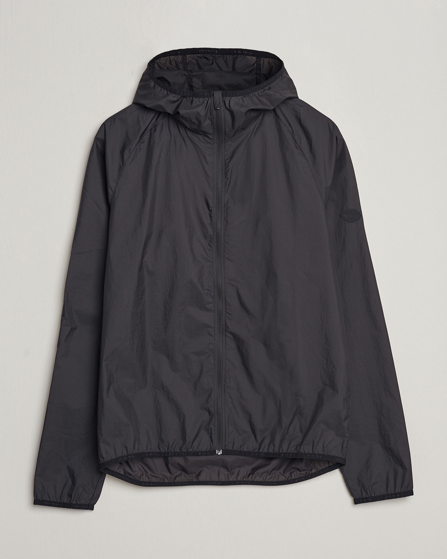 Men | Coats & Jackets | District Vision | Ultralight Packable DWR Wind Jacket Black