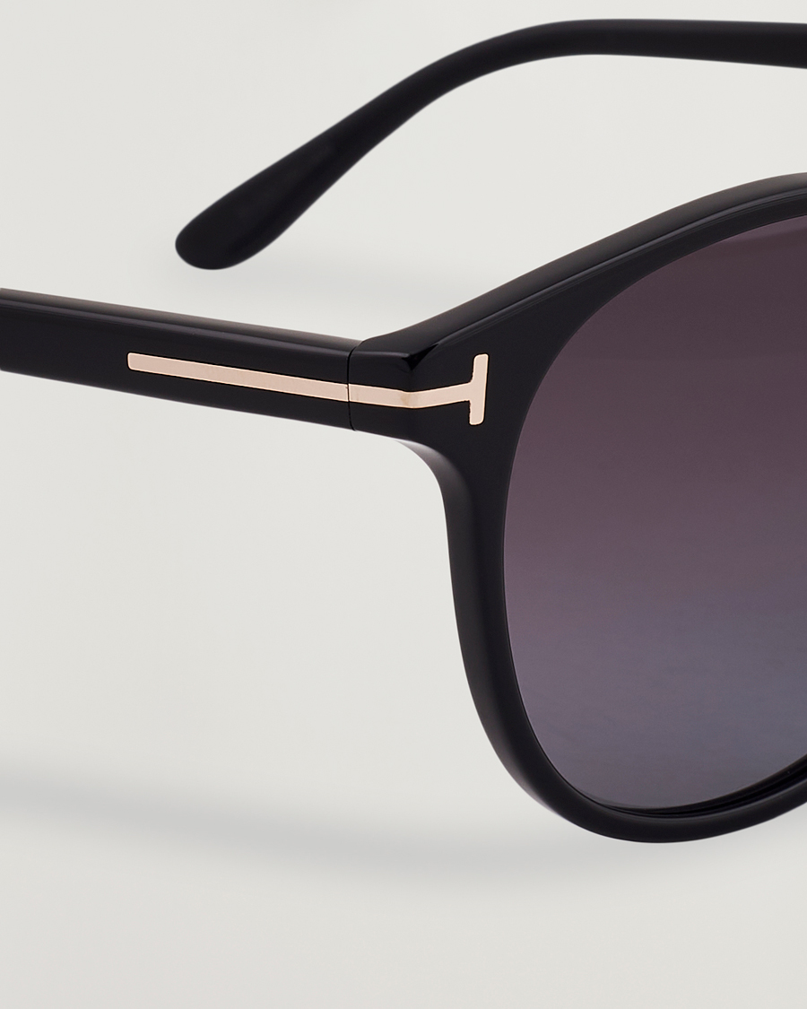 Men | Sunglasses | Tom Ford | Lewis FT1097 Sunglasses Black/Smoke