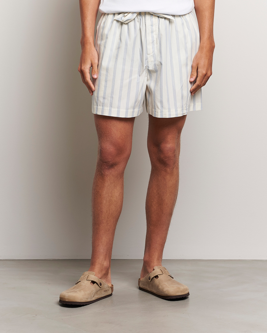 Men | Pyjamas & Robes | Tekla | Poplin Pyjama Shorts Needle Stripes