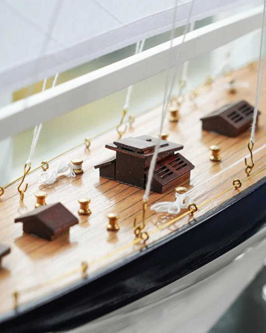 Men | Decoration | Authentic Models | J-Yacht Rainbow 1934 Black/White