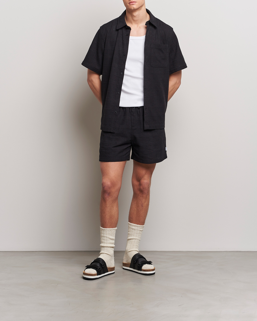 Men | Shirts | LES DEUX | Charlie Short Sleeve Knitted Shirt Black