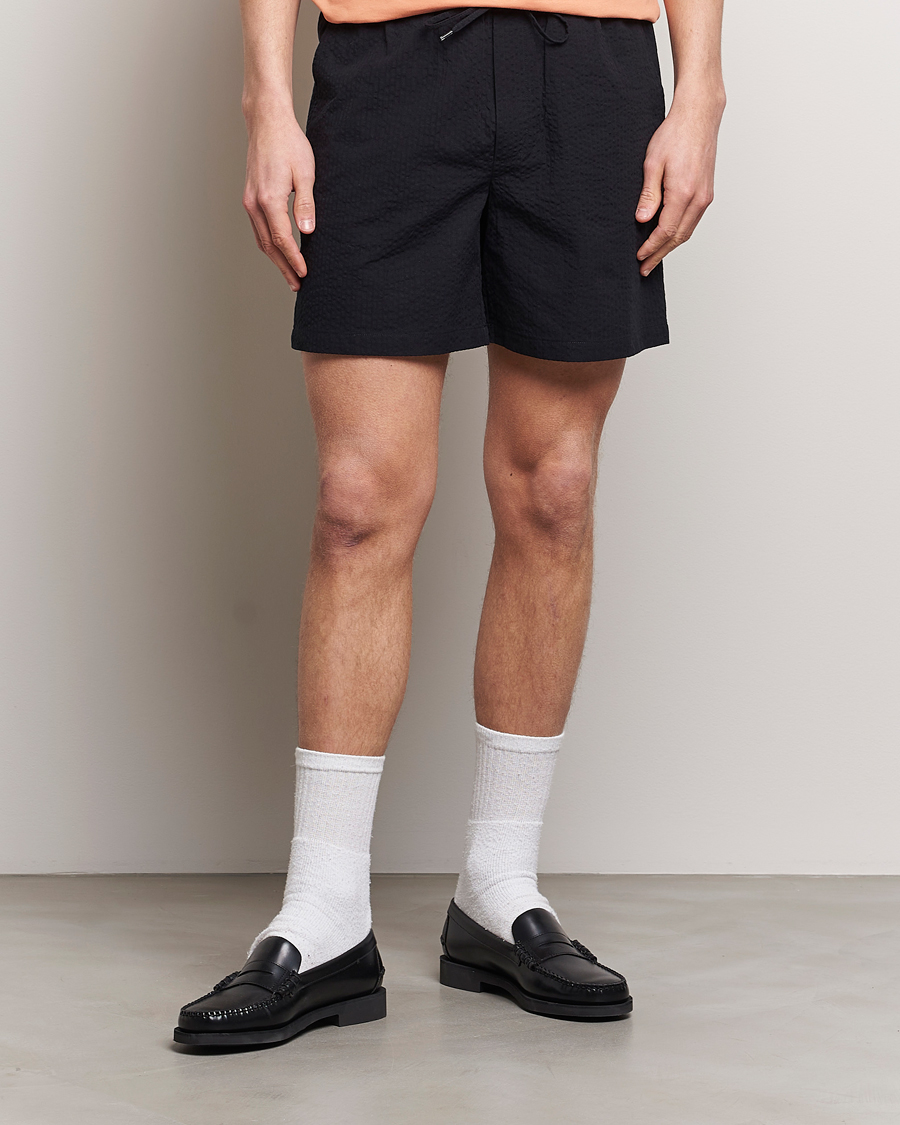 Men | Shorts | LES DEUX | Patrick Seersucker Shorts Black