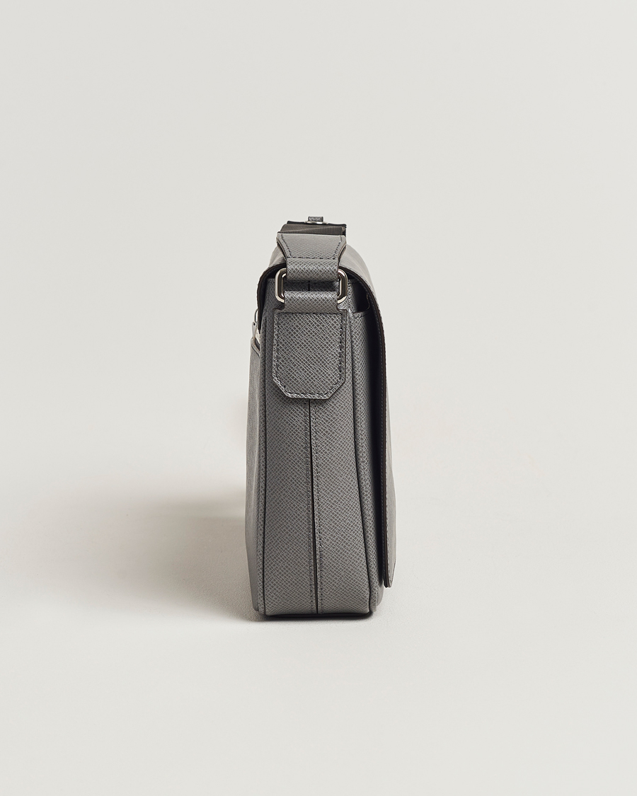 Men | Pre-Owned & Vintage Bags | Louis Vuitton Pre-Owned | District PM Taiga Messenger Grey