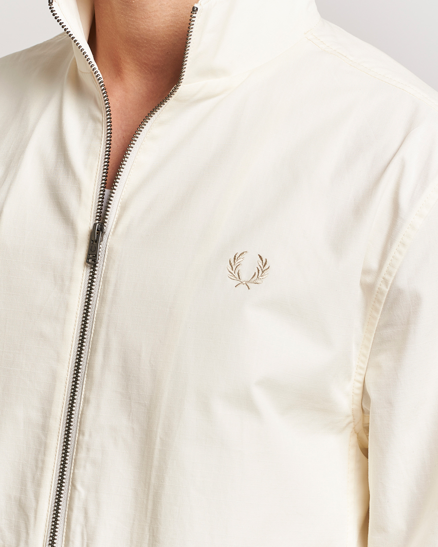 Men | Coats & Jackets | Fred Perry | Woven Ripstop Shirt Jacket Ecru