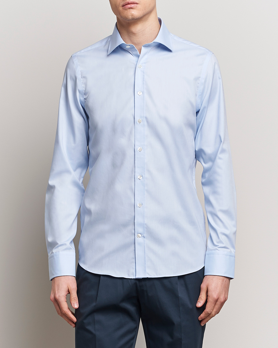 Men | Shirts | Oscar Jacobson | Slim Fit Cut Away Non Iron Twill Light Blue