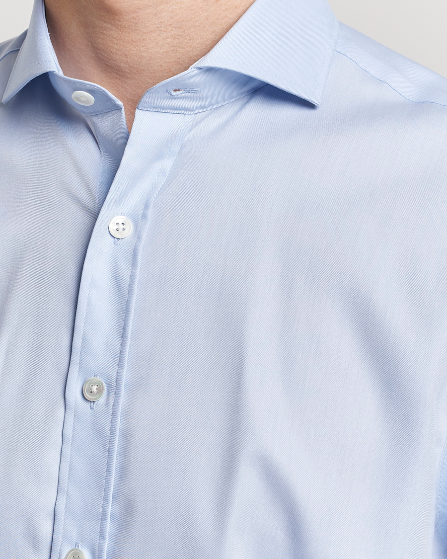 Men | Shirts | Oscar Jacobson | Reg Fit Cut Away Non Iron Twill Light Blue