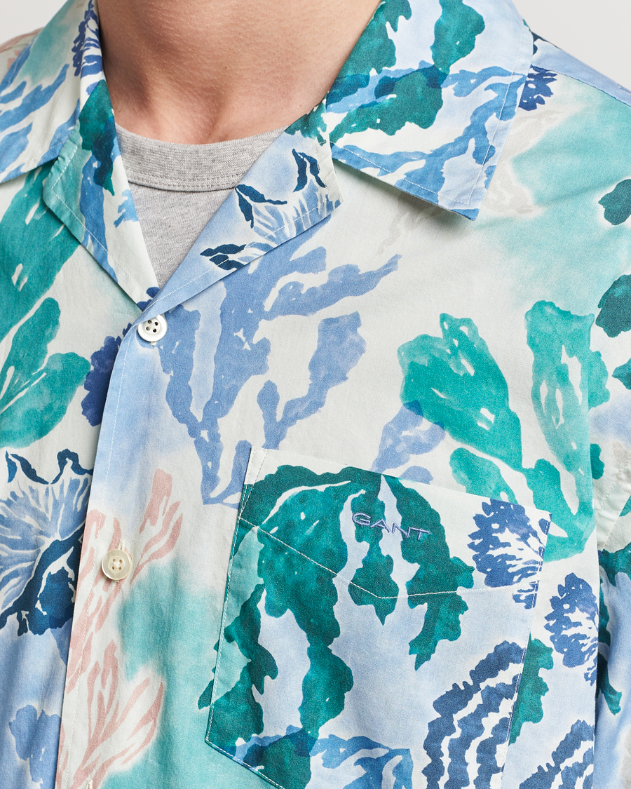 Men | Shirts | GANT | Camp Collar Sea Print Short Sleeve Shirt Rich Blue