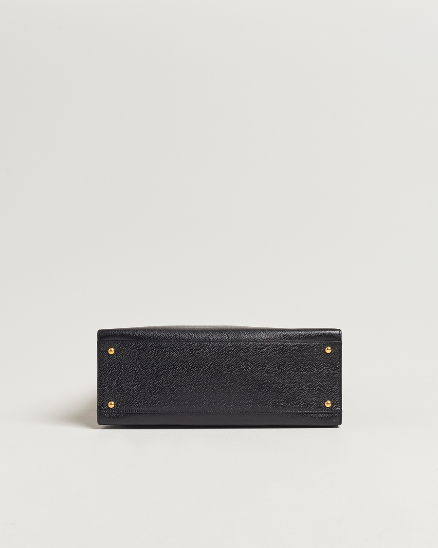 Men | Gifts for Her | Chanel Pre-Owned | Chain Tote Bag Black