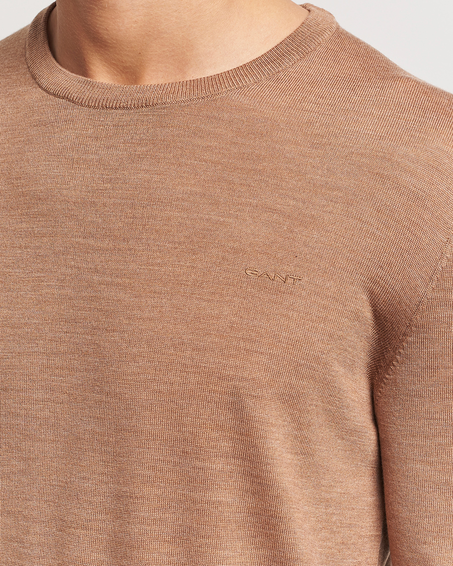 Men | Sweaters & Knitwear | GANT | Extrafine Merino Wool C-Neck Dk Sand Melange