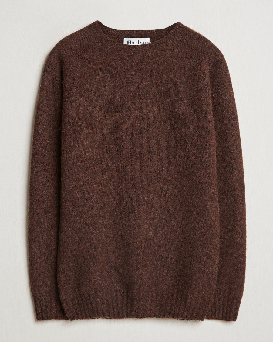 Men | Sweaters & Knitwear | Harley Of Scotland | Brushed Supersoft Lambswool Crewneck Coffee