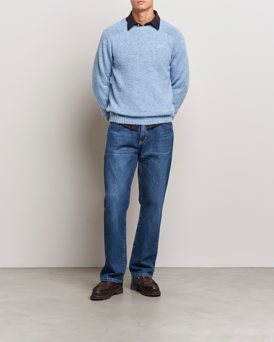 Men | Sweaters & Knitwear | Harley Of Scotland | Brushed Supersoft Lambswool Crewneck Ice Sea