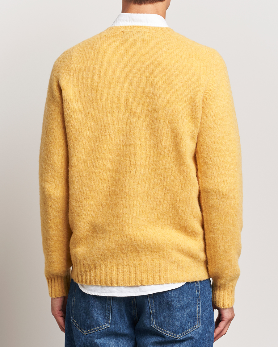 Men | Sweaters & Knitwear | Harley Of Scotland | Brushed Supersoft Lambswool Crewneck Marzipan