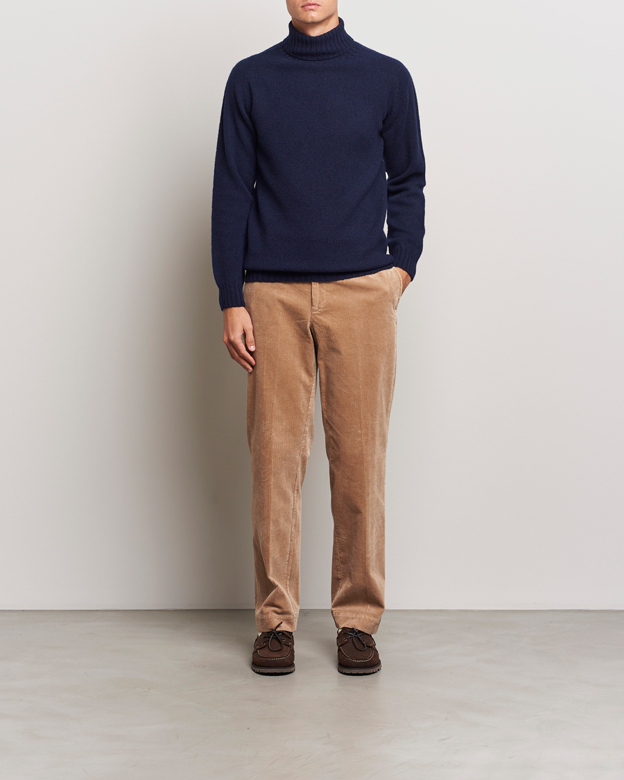 Men | Sweaters & Knitwear | Harley Of Scotland | Supersoft Lambswool Rollneck Navy