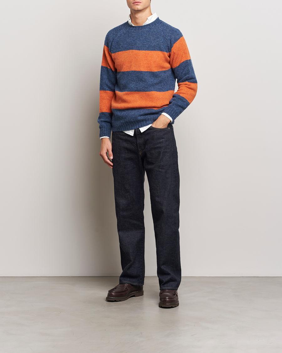 Men | Sweaters & Knitwear | Harley Of Scotland | Block Stripe Lambswool Crewneck Blue/Orange