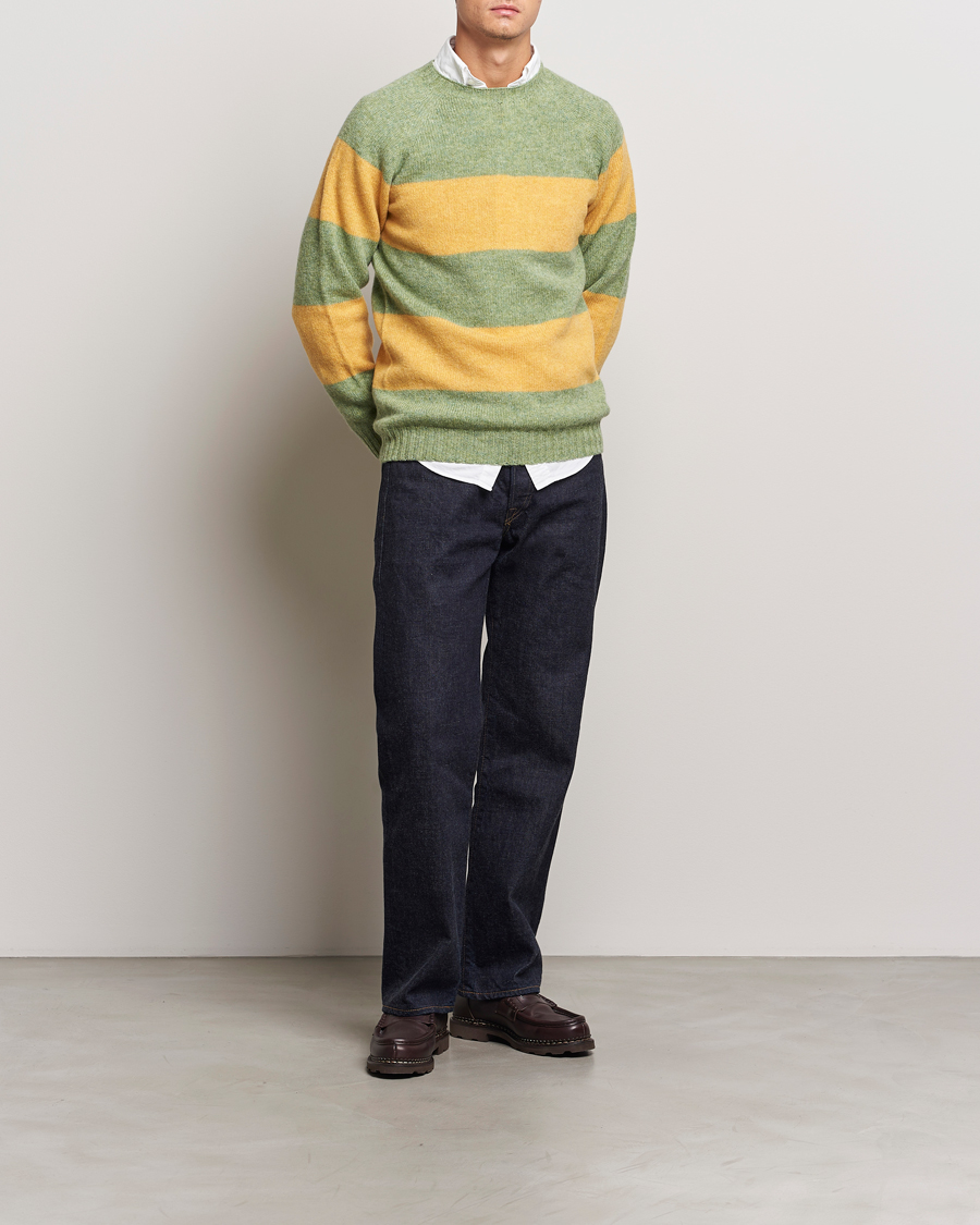 Men | Sweaters & Knitwear | Harley Of Scotland | Block Stripe Lambswool Crewneck Yellow/Green