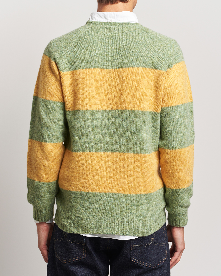 Men | Sweaters & Knitwear | Harley Of Scotland | Block Stripe Lambswool Crewneck Yellow/Green