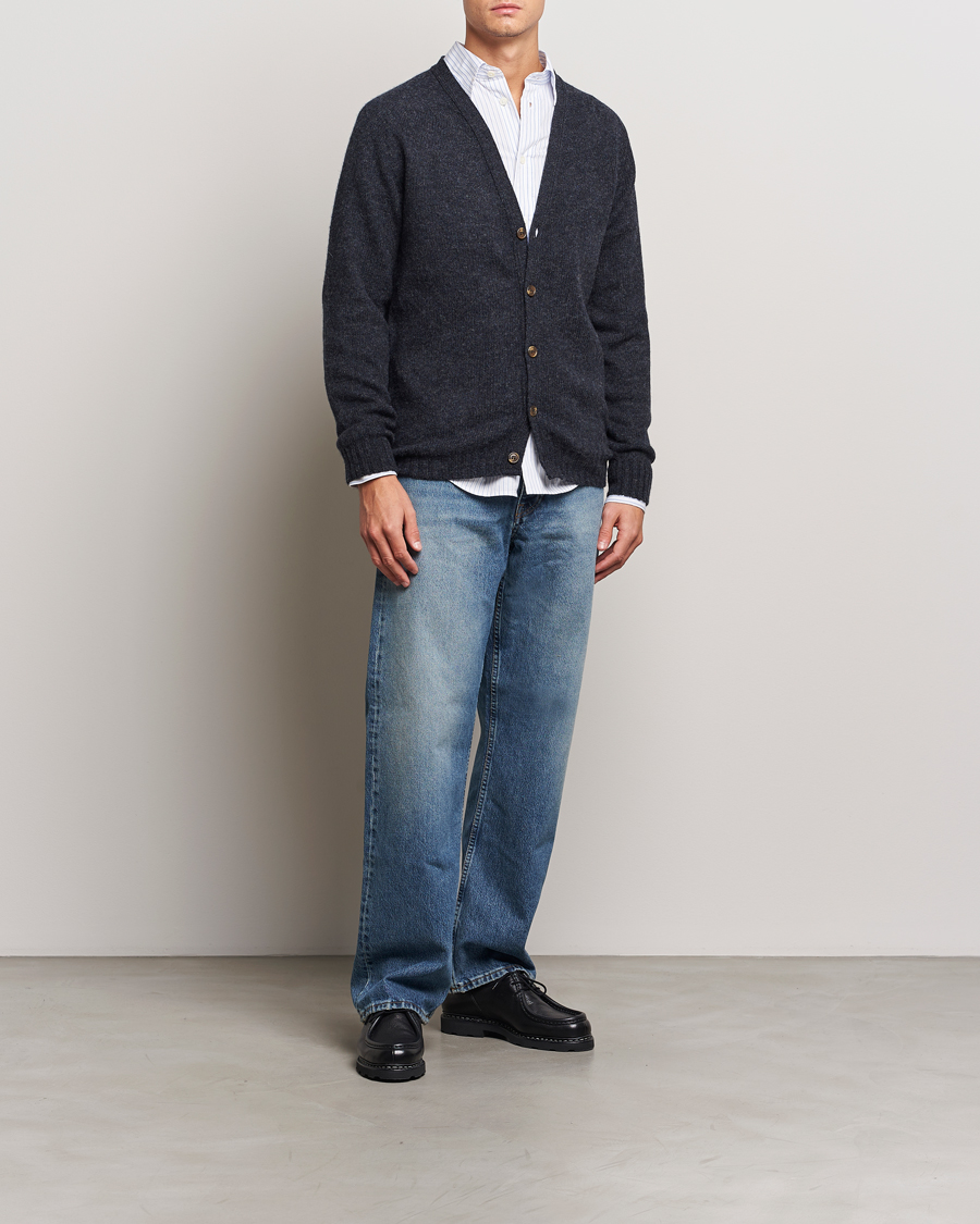 Men | Sweaters & Knitwear | Harley Of Scotland | Supersoft Lambswool Cardigan Charcoal