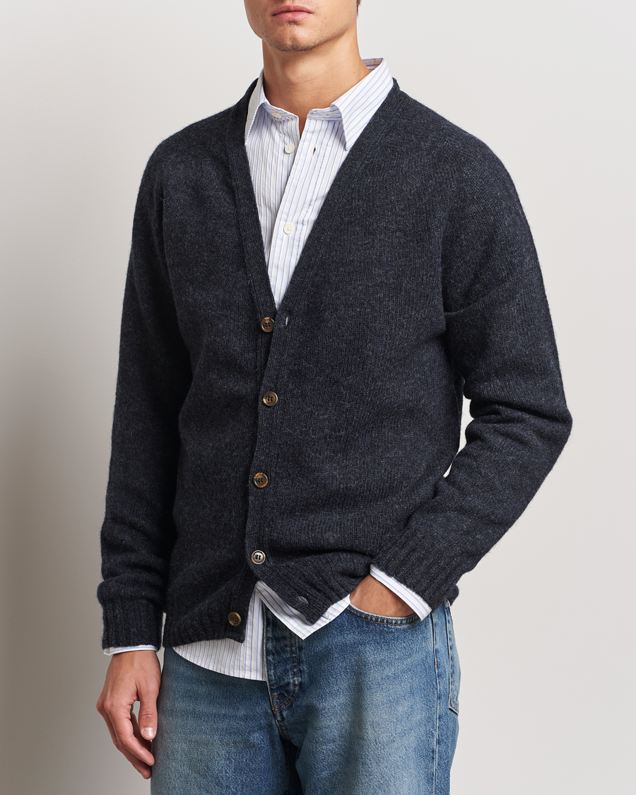 Men | Sweaters & Knitwear | Harley Of Scotland | Supersoft Lambswool Cardigan Charcoal