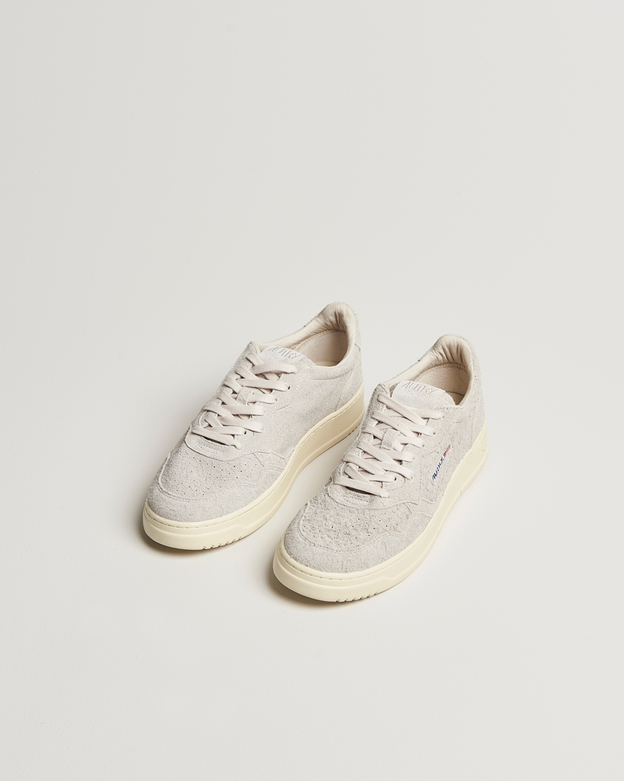 Men | Autry Medalist Low Suede Sneaker White | Autry | Medalist Low Suede Sneaker White