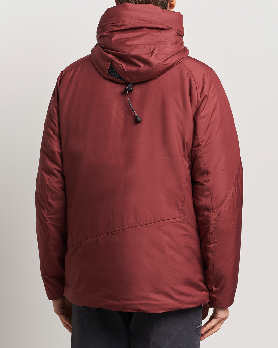 Men | Coats & Jackets | Klättermusen | Lödyn Insulated Jacket Madder Red
