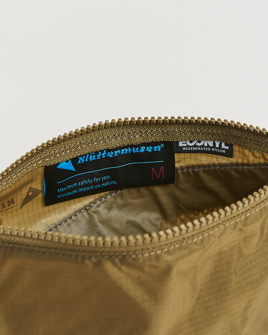 Men | Bags | Klättermusen | Algir Accessory Bag Medium Olive