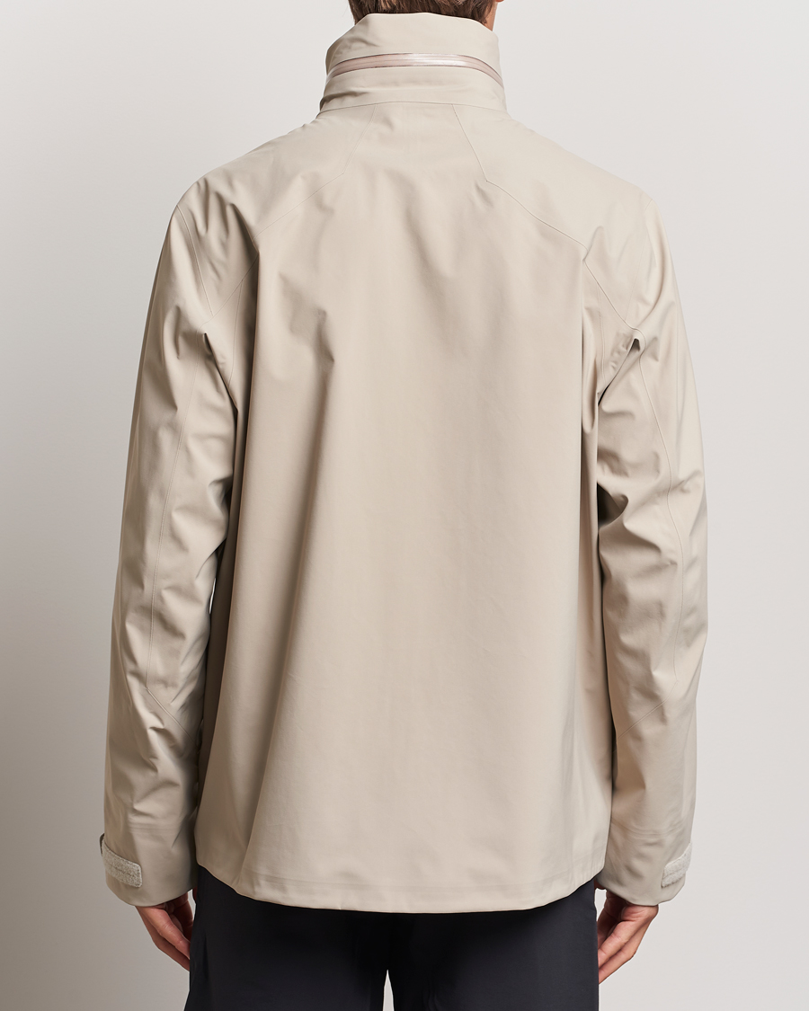 Men | Coats & Jackets | Arc'teryx Veilance | GORE-TEX Field Jacket Rune