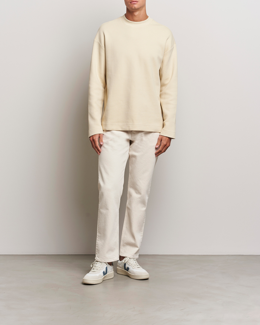 Men | T-Shirts | NN07 | Benja Long Sleeve T-Shirt Ecru