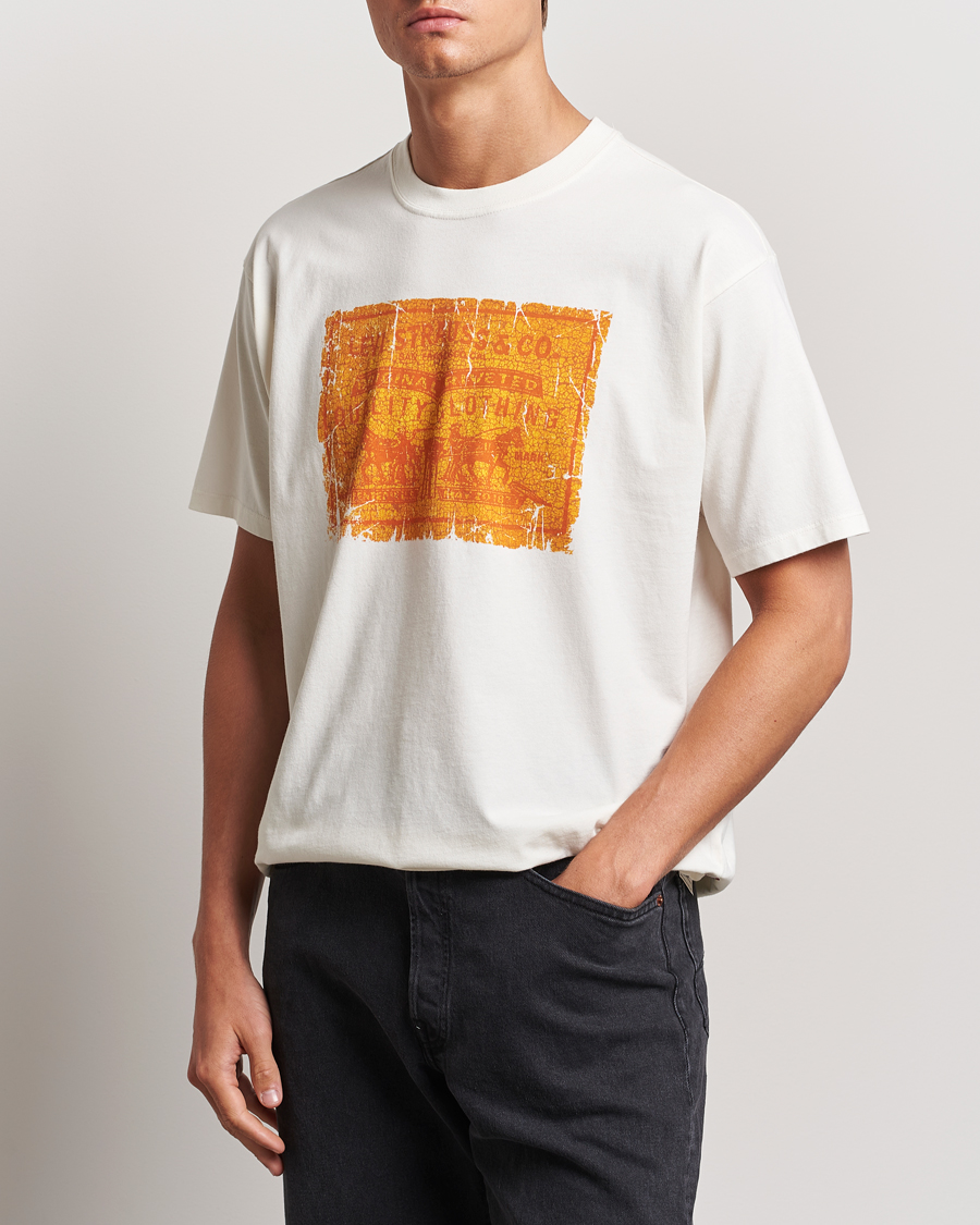 Men | T-Shirts | Levi's | Vintage Fit Graphic T-Shirt Archival Egret