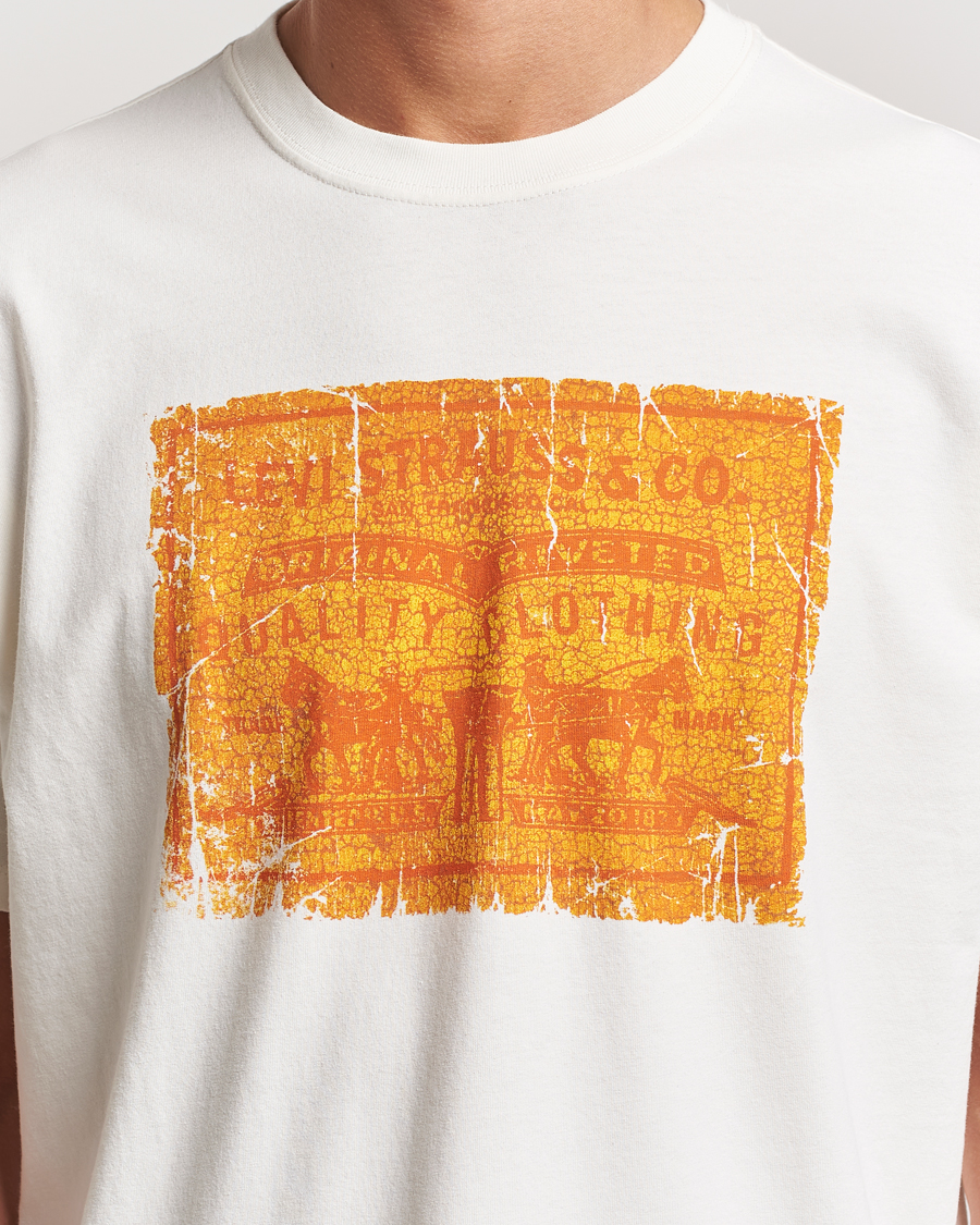 Men | T-Shirts | Levi's | Vintage Fit Graphic T-Shirt Archival Egret