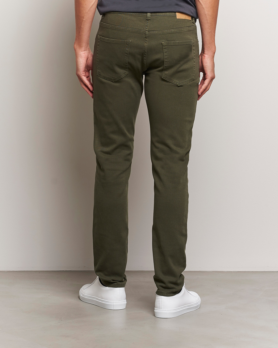Men | Trousers | J.Lindeberg | Jay Solid Twill Stretch Jeans Forest Green