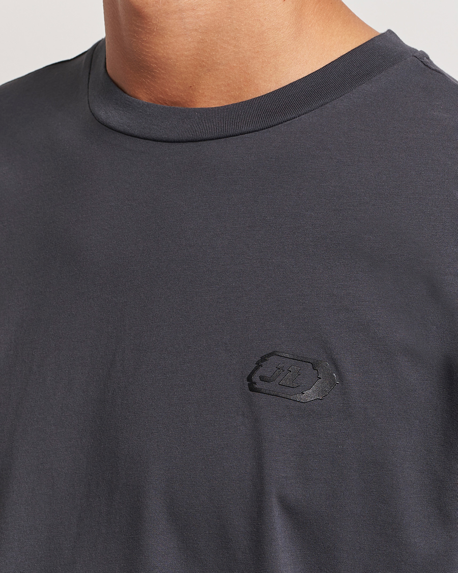 Men | T-Shirts | J.Lindeberg | Hale Logo T-Shirt Washed Black