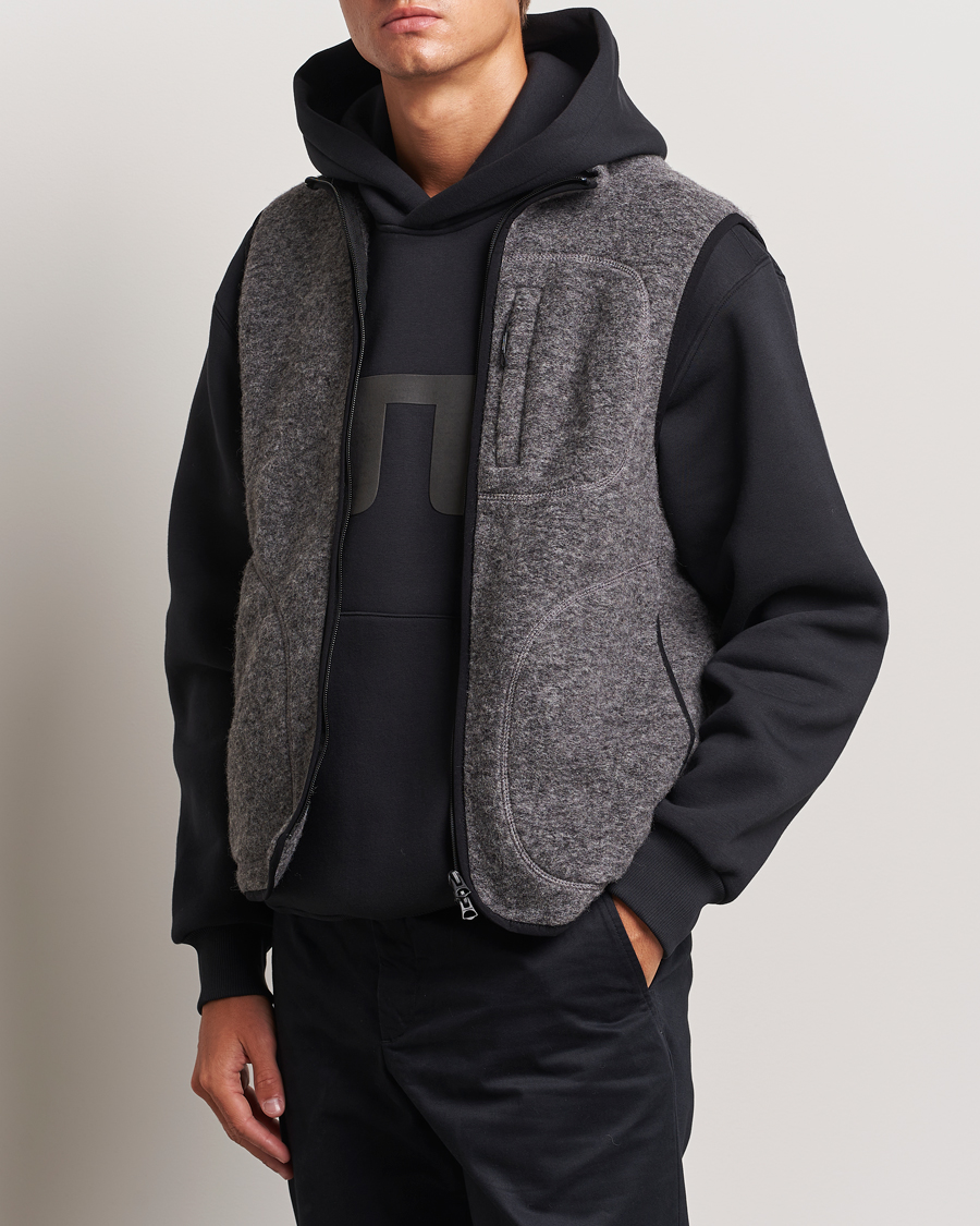 Men | Gilets | J.Lindeberg | Duncan Wool Fleece Vest Light Grey Melange