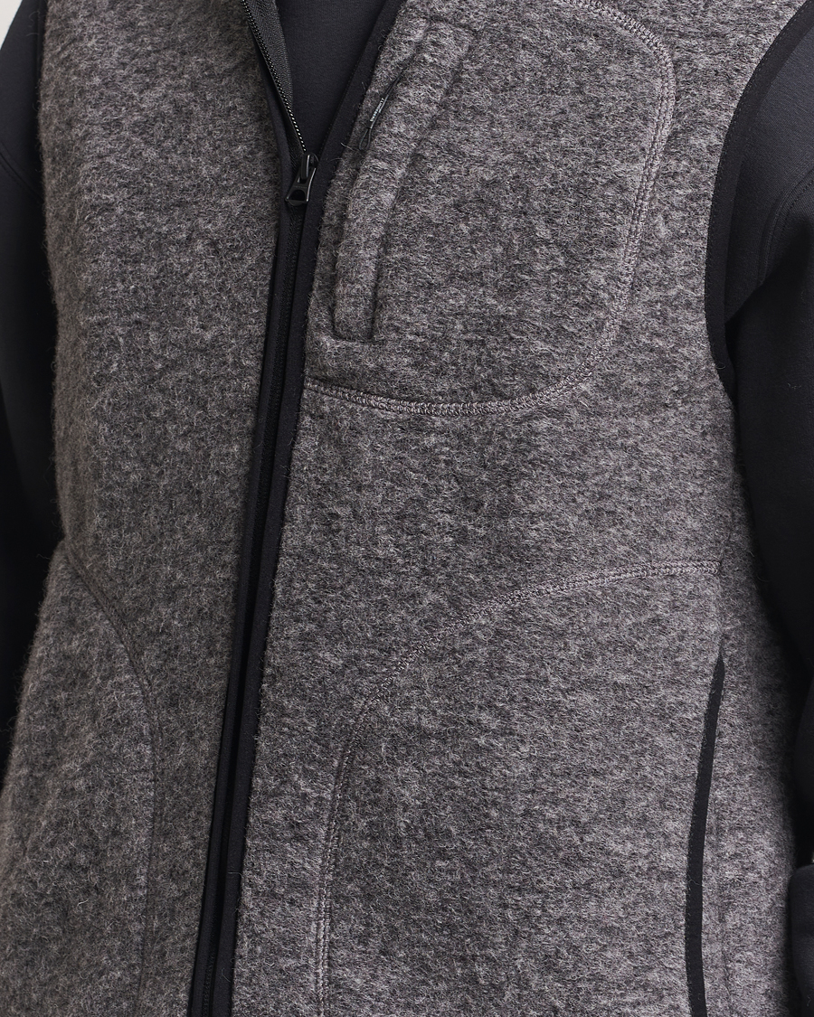 Men | Gilets | J.Lindeberg | Duncan Wool Fleece Vest Light Grey Melange