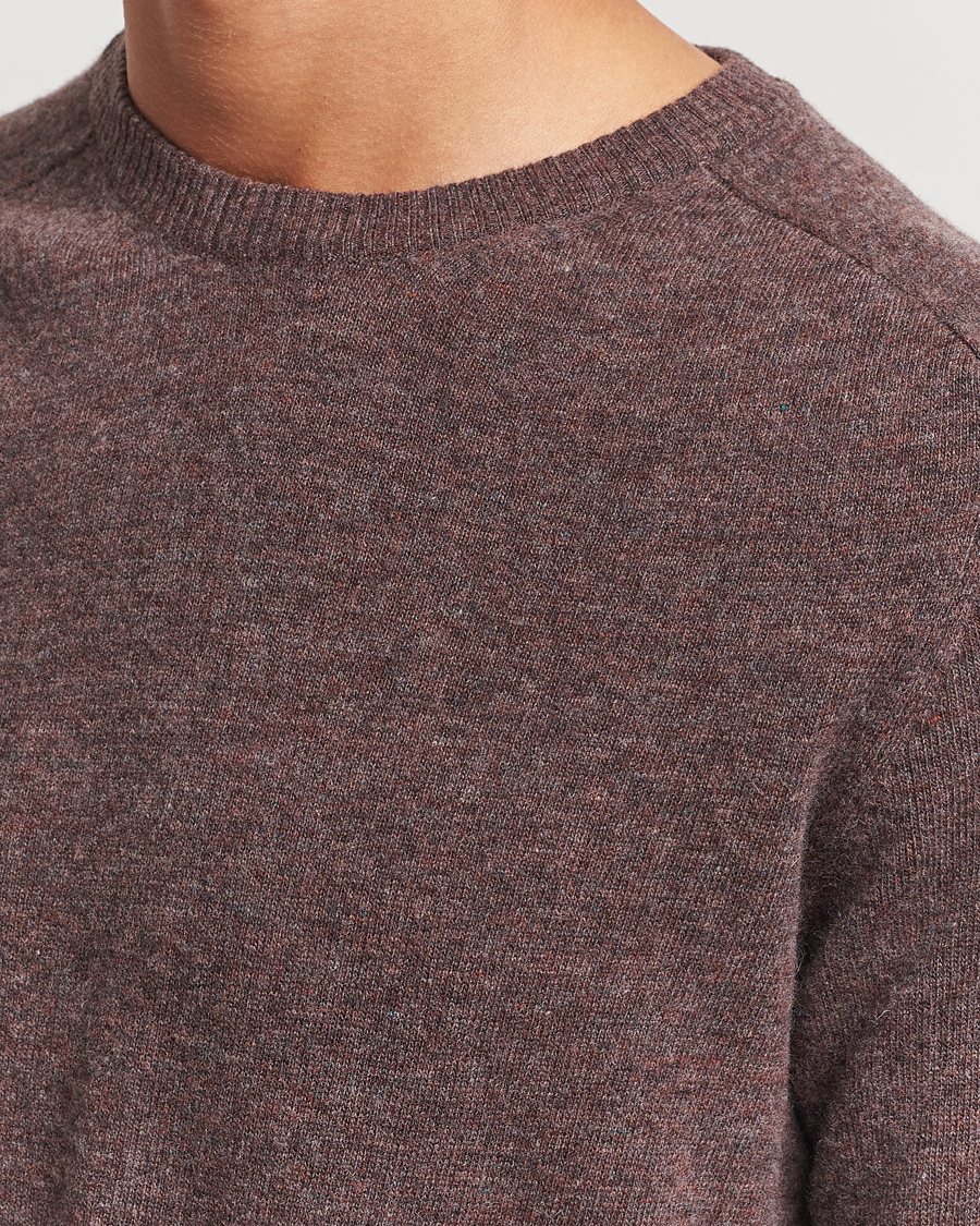 Men | Sweaters & Knitwear | KnowledgeCotton Apparel | Lambswool Roundneck Brown