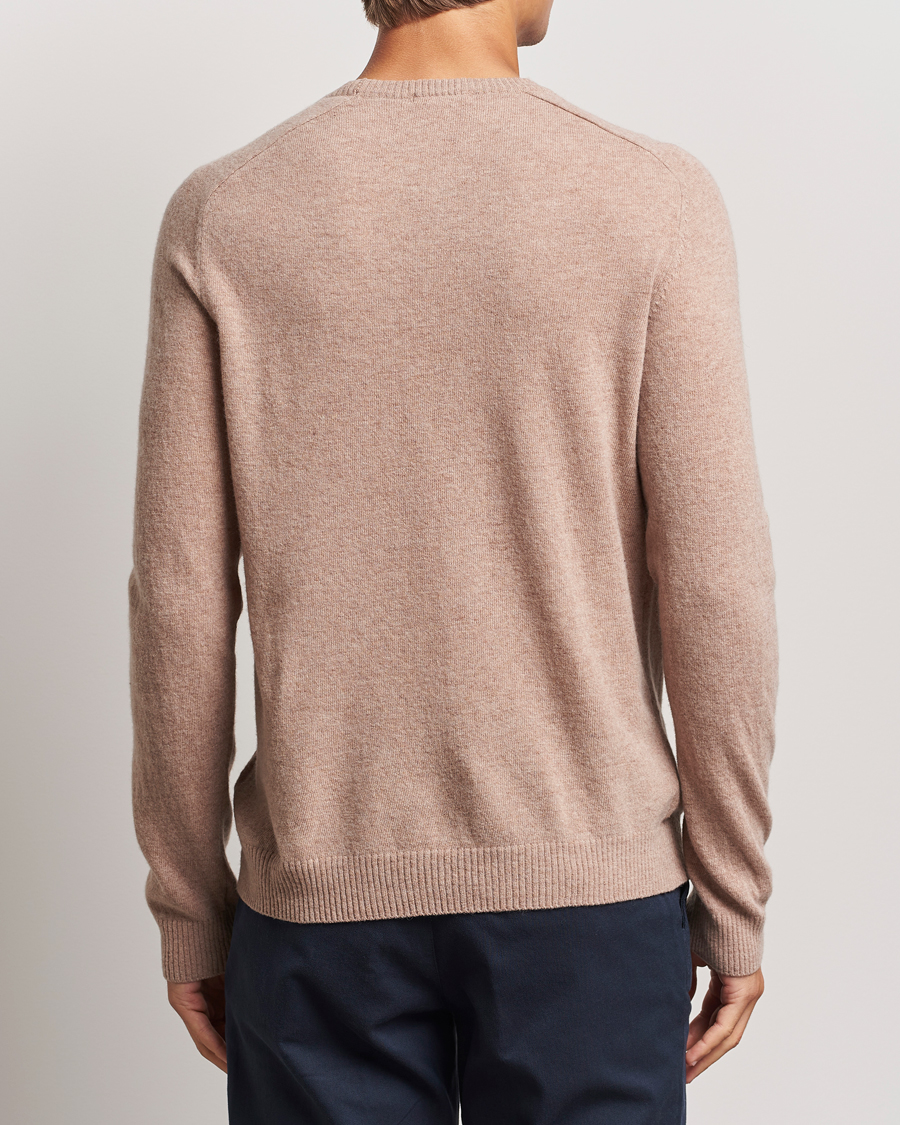 Men | Sweaters & Knitwear | KnowledgeCotton Apparel | Lambswool Roundneck Beige