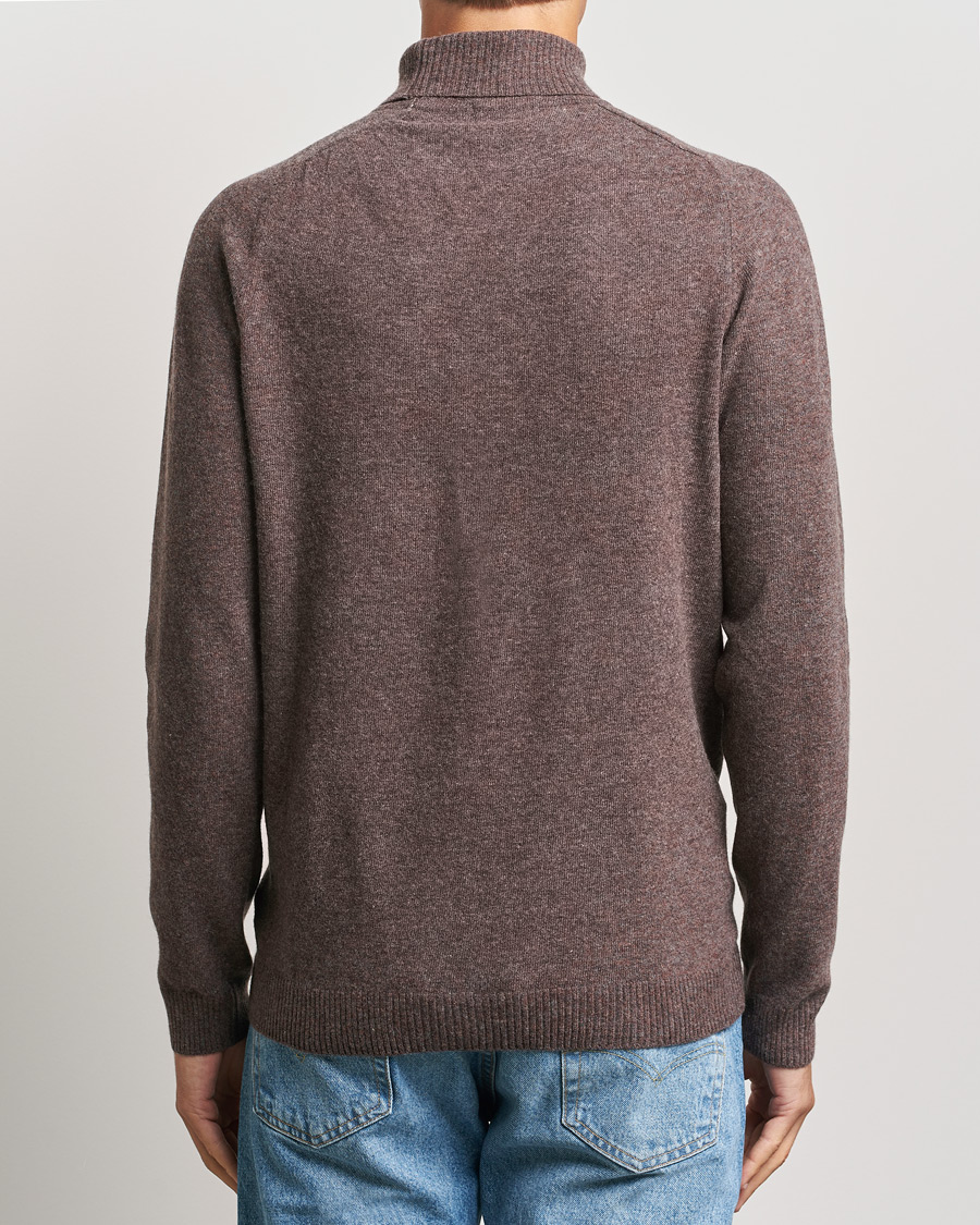 Men | Sweaters & Knitwear | KnowledgeCotton Apparel | Lambswool Rollneck Brown
