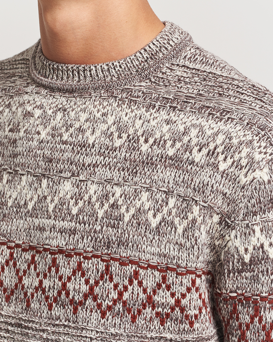 Men | Sweaters & Knitwear | KnowledgeCotton Apparel | Knitted Pattern Lambswool Crewneck Brown