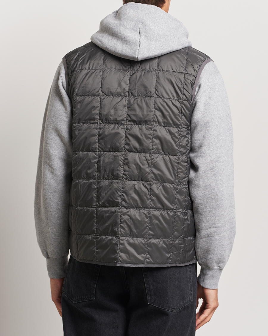 Men | Coats & Jackets | TAION | V-Neck Lightweight Down Vest Dark Grey