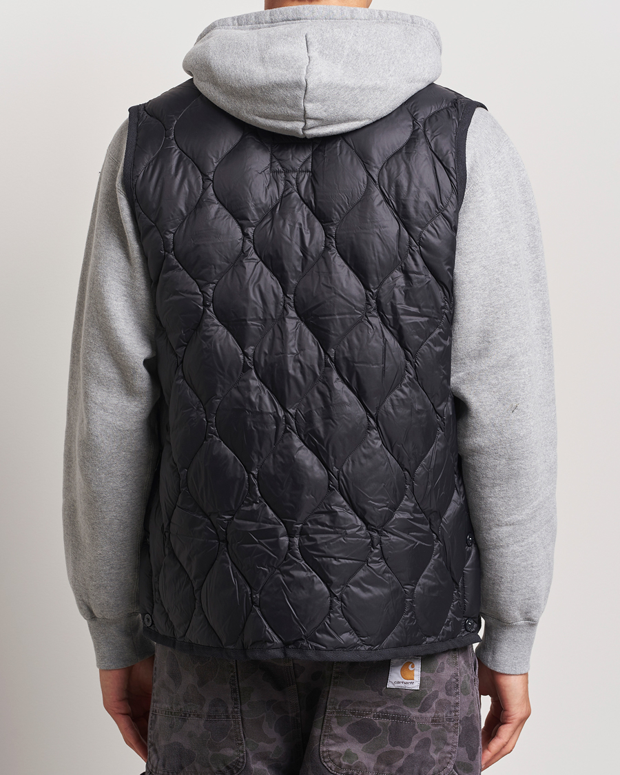 Men | Coats & Jackets | TAION | Military Crew Neck Down Vest Black