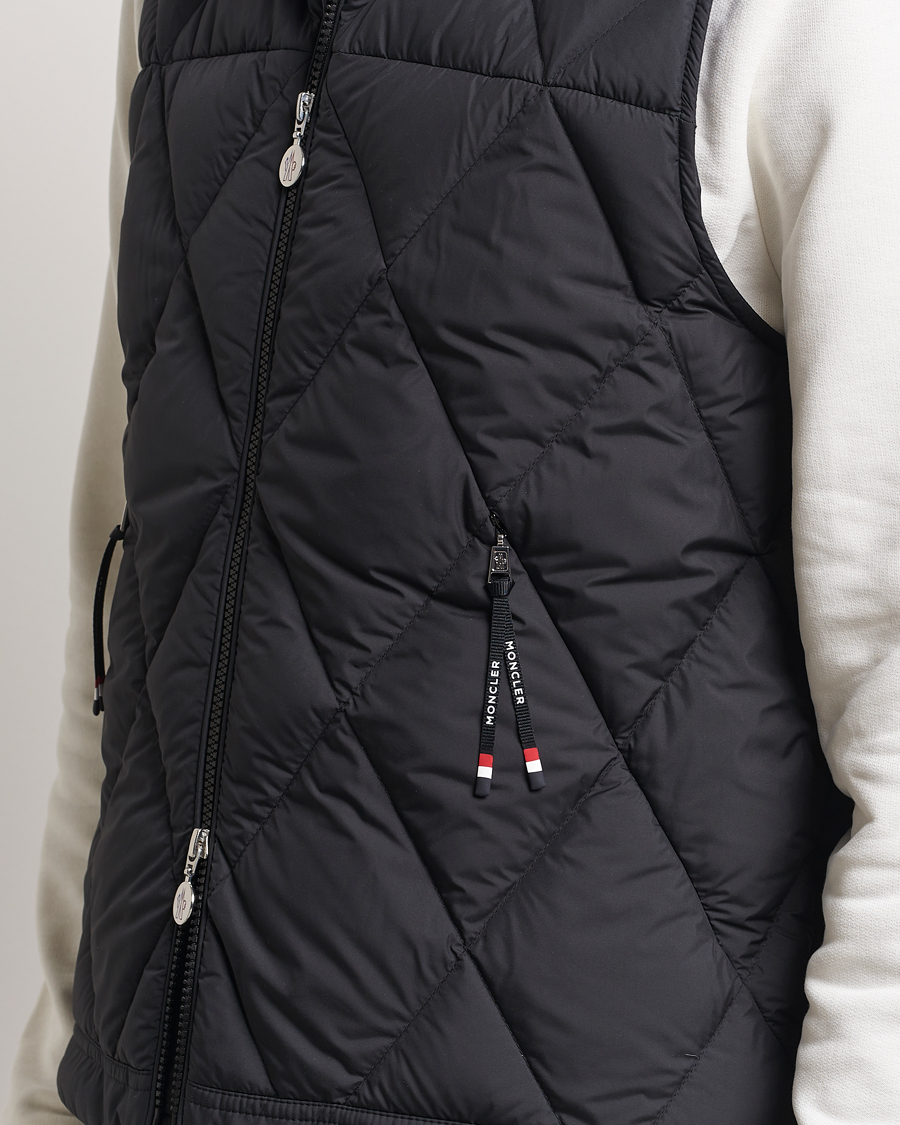 Men | Coats & Jackets | Moncler | Aroula Quilted Down Vest Black
