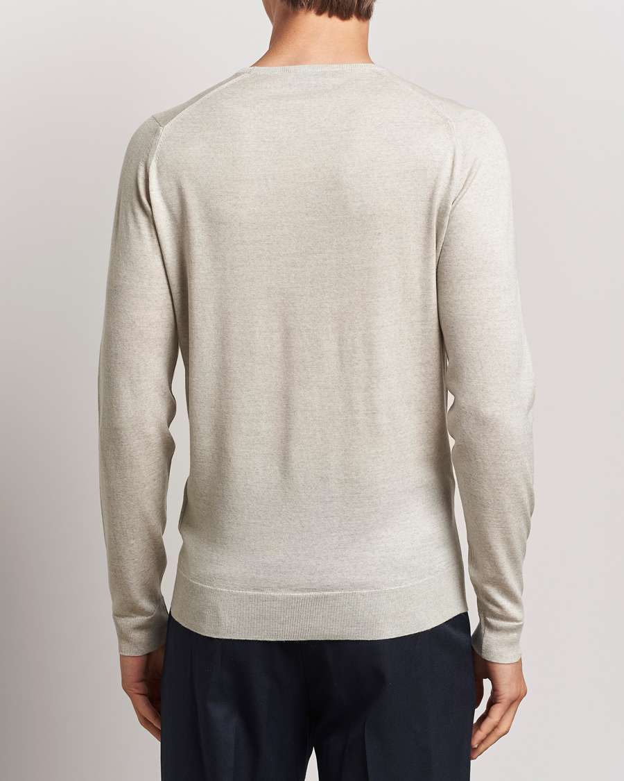 Men | Sweaters & Knitwear | John Smedley | Lundy Extra Fine Merino Crew Neck Grey Fleece