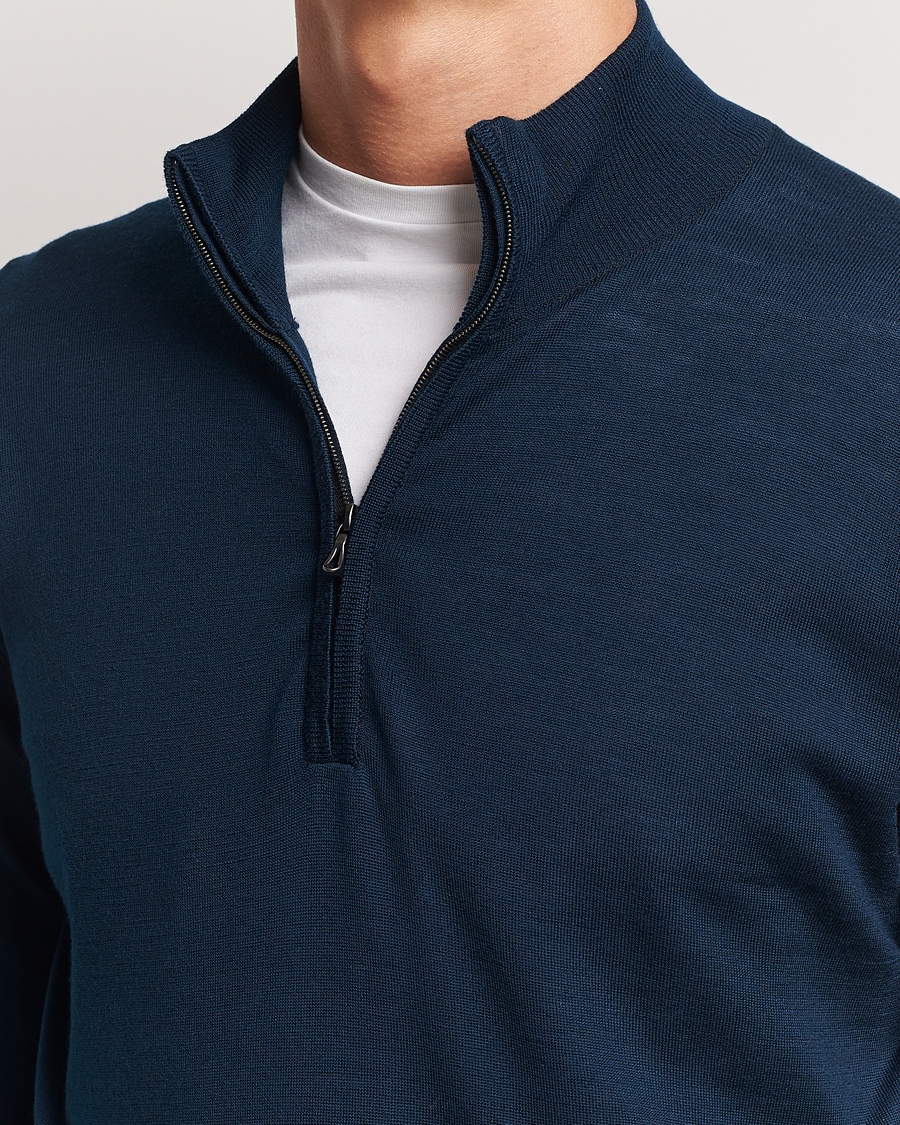 Men | Sweaters & Knitwear | John Smedley | Barrow Extra Fine Merino Half Zip Orion Green