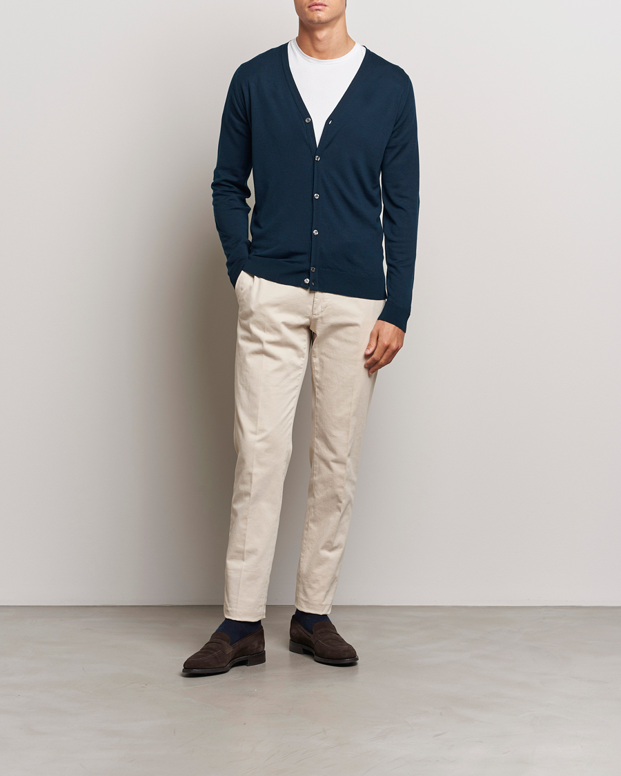 Men | Sweaters & Knitwear | John Smedley | Petworth Extra Fine Merino Cardigan Orion Green