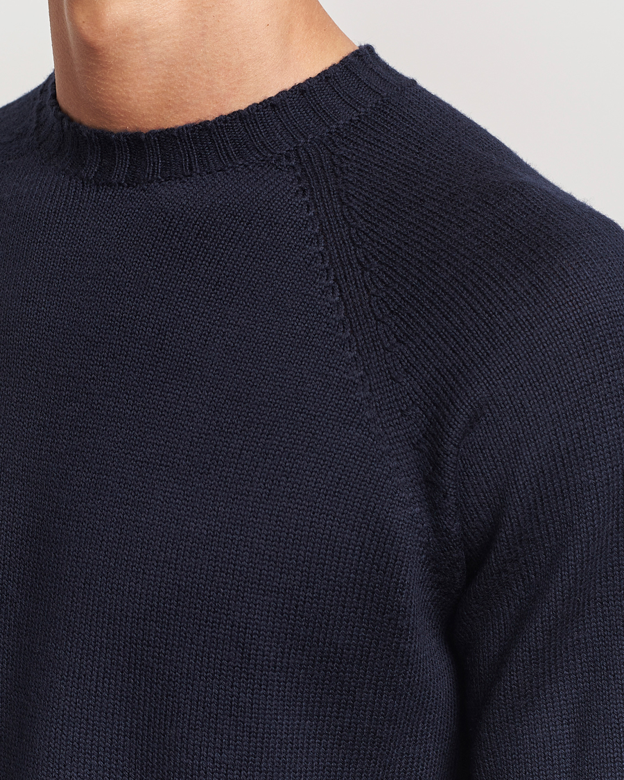 Men | Sweaters & Knitwear | John Smedley | Denver Extra Fine Merino Crew Neck Midnight