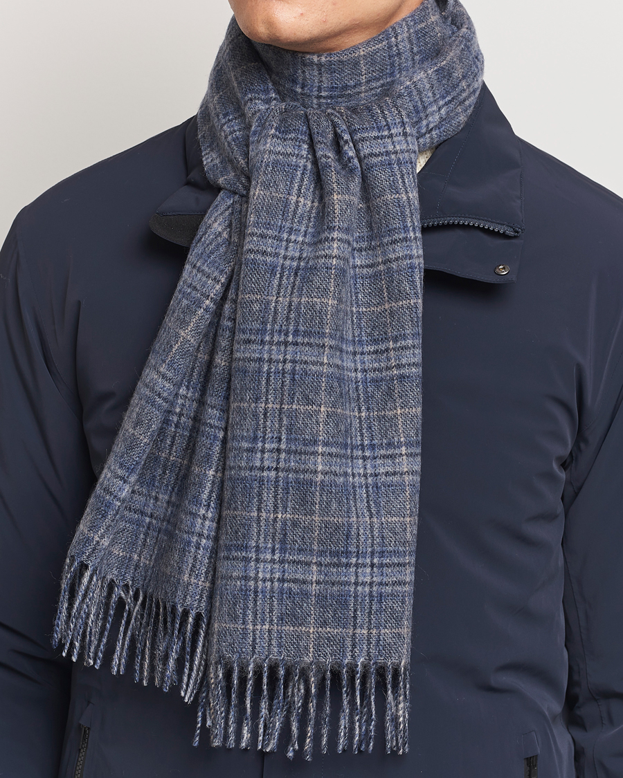 Men | Amanda Christensen Merino Wool Glencheck Scarf Blue | Amanda Christensen | Merino Wool Glencheck Scarf Blue