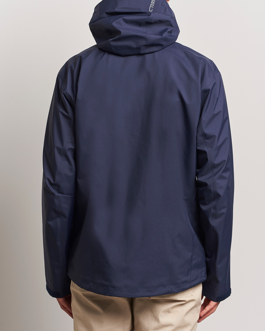Men | Coats & Jackets | Arc'teryx | Beta Jacket Black Sapphire