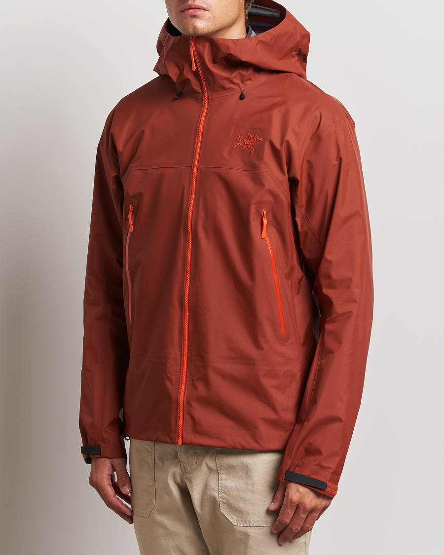 Men | Coats & Jackets | Arc'teryx | Beta SL Jacket Sequoia/Solaris