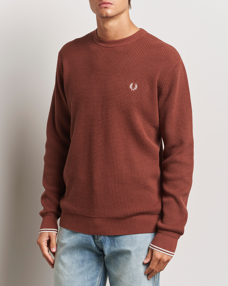 Men | Sweaters & Knitwear | Fred Perry | Waffle Stitch Jumper Whiskey Brown