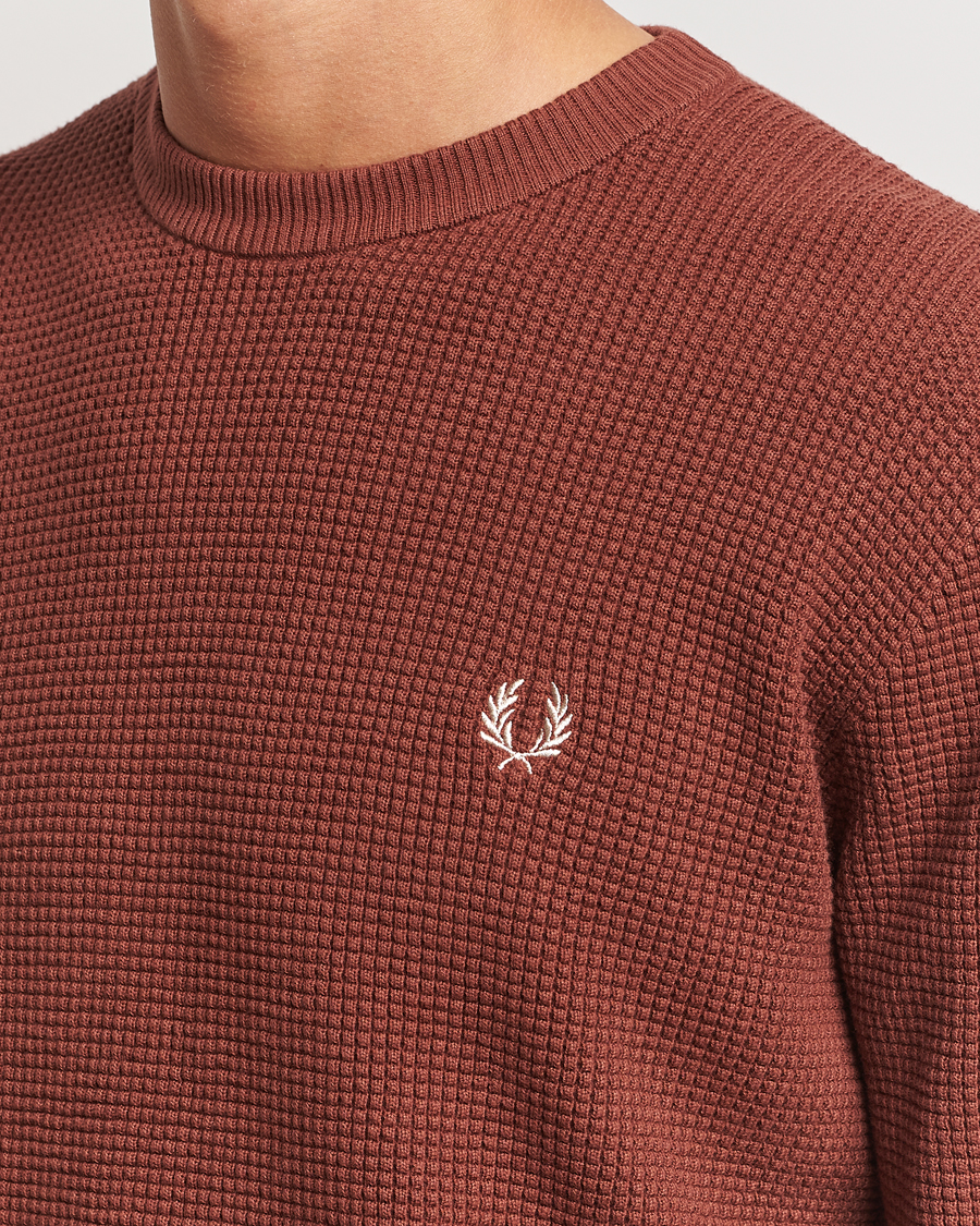 Men | Sweaters & Knitwear | Fred Perry | Waffle Stitch Jumper Whiskey Brown