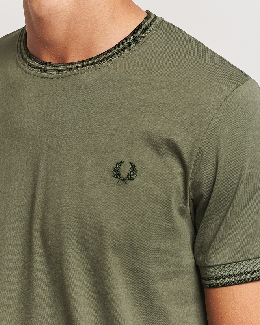 Men | T-Shirts | Fred Perry | Twin Tipped T-Shirt Laurel Green